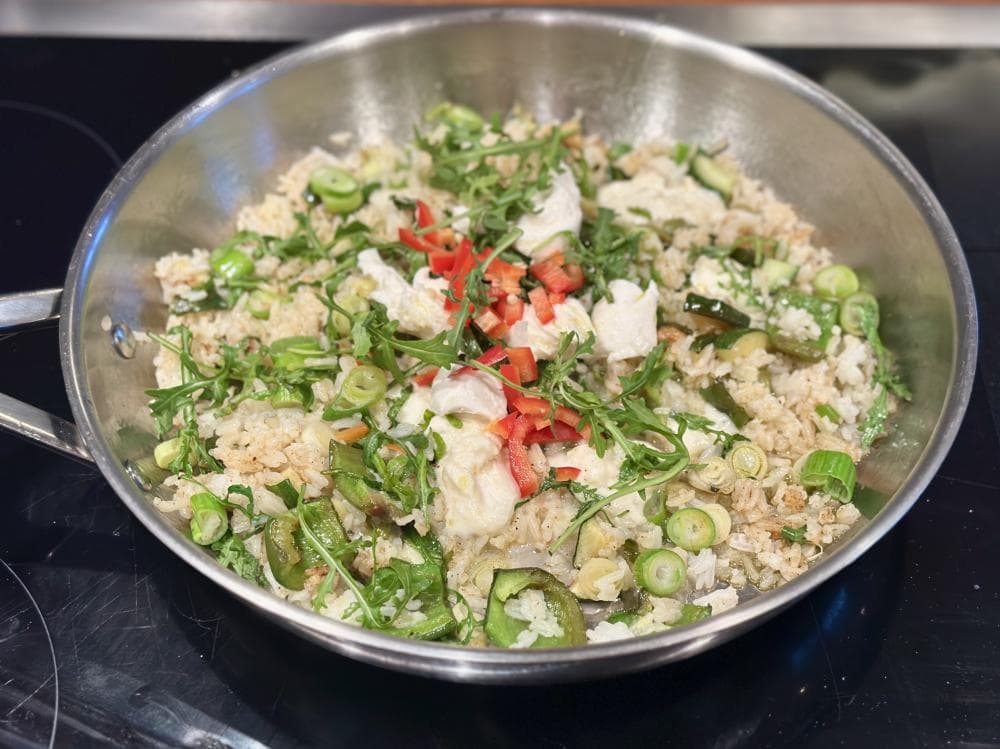Vegetarisk fried rice med mozzarella